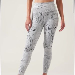 Athleta Elation 7/8 tight